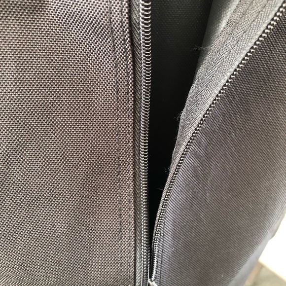 Heavy duty Garment Bag - Picture 4 of 9